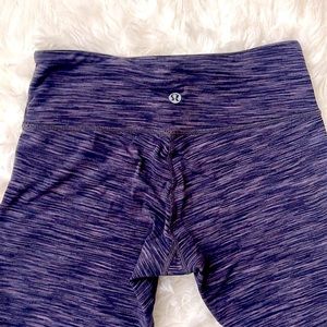 Lululemon capri size 4